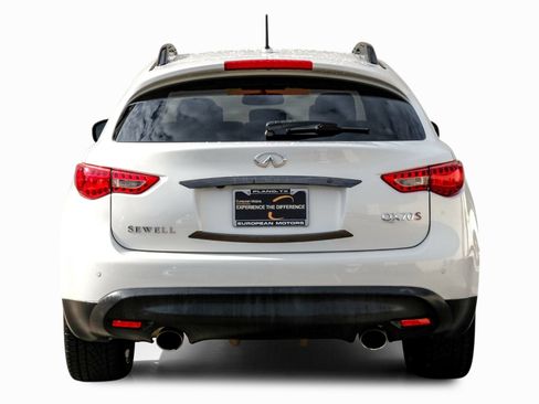 Used 2015 INFINITI QX70 2WD w/ Premium Package image 9