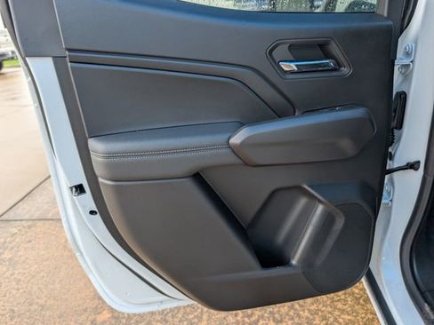 New 2026 Chevrolet Colorado LT w/ Advanced Trailering Package AWD/4WD image 8
