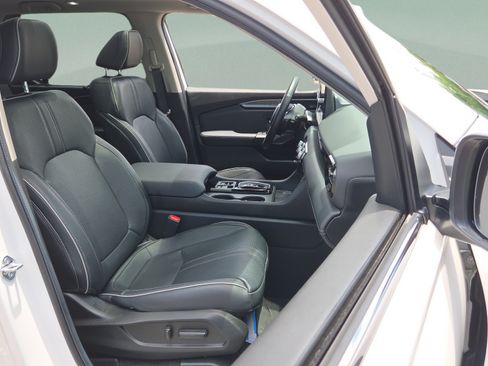 Certified 2024 Honda Pilot Elite image 18