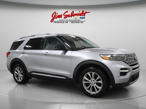 Used 2021 Ford Explorer Limited AWD/4WD image 2