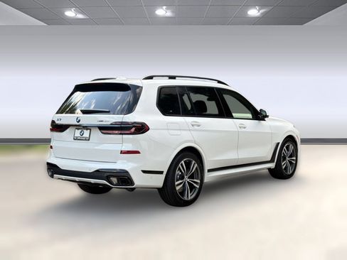 New 2027 BMW X7 xDrive40i w/ Executive Package AWD/4WD image 9