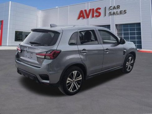 Used 2025 Mitsubishi Outlander Sport SE AWD/4WD image 6