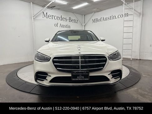 Used 2023 Mercedes-Benz S 500 4MATIC image 2