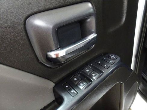 Used 2019 Chevrolet Silverado 2500 W/T AWD/4WD image 23