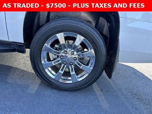 Used 2007 Chevrolet Suburban LT w/ LT Preferred Equipment Group image 10