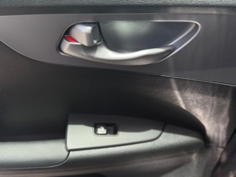 Used 2024 Kia Forte LXS w/ LXS Technology Package FWD image 11