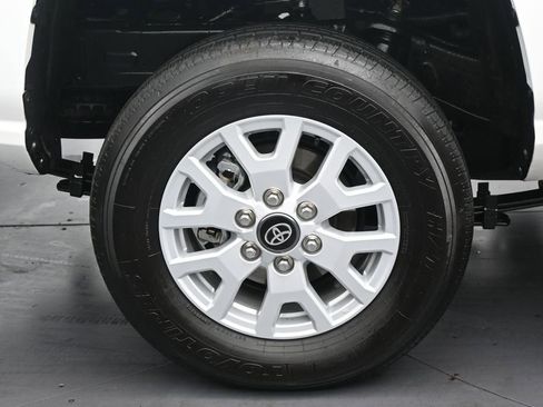 Used 2025 Toyota Tacoma SR RWD image 10