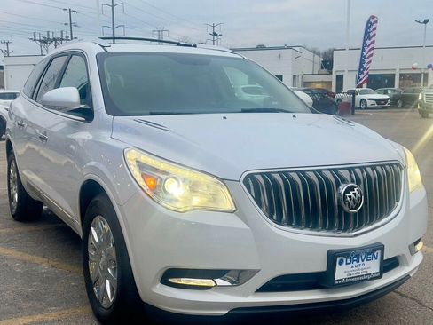 Used 2016 Buick Enclave Leather image 6