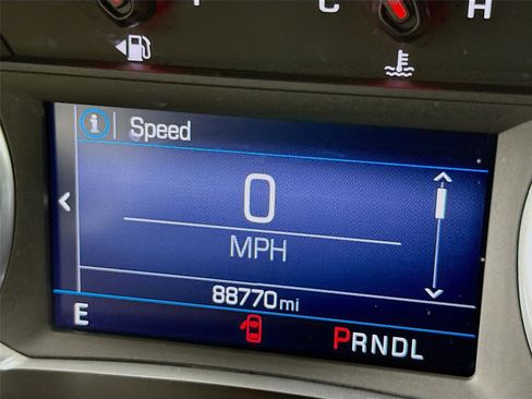 Used 2021 Chevrolet Blazer LT image 2