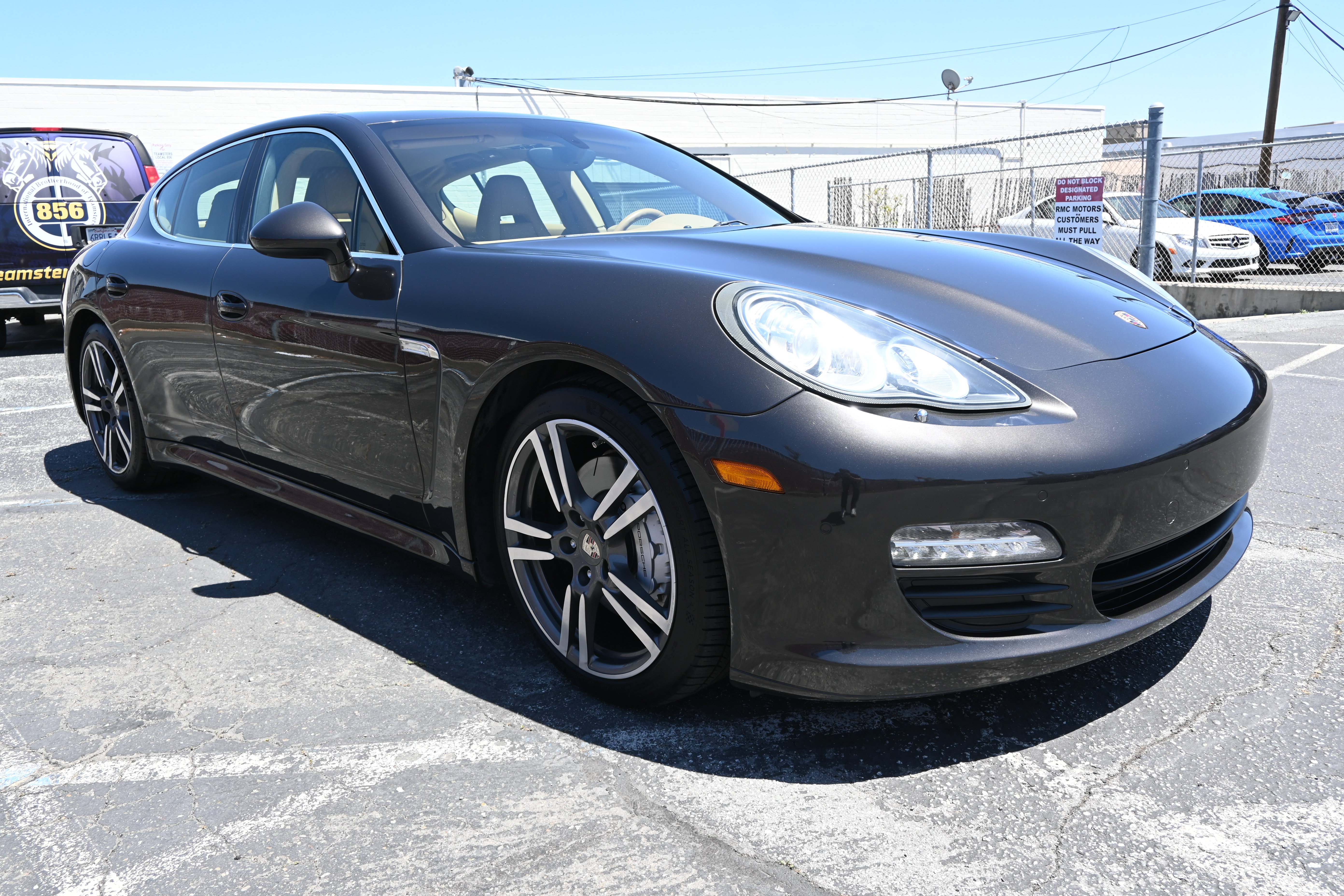 Used 2011 Porsche Panamera S RWD image 17