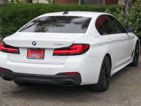 Used 2022 BMW 540i w/ M Sport Package RWD image 9