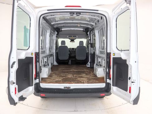 Used 2016 Ford Transit 250 148 Medium Roof image 10