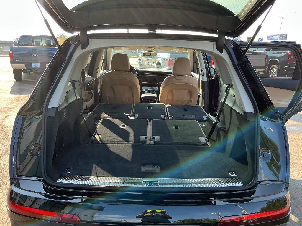 Used 2023 Audi Q7 3.0T Prestige AWD/4WD image 14