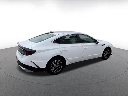 Used 2026 Hyundai Sonata Blue FWD image 14