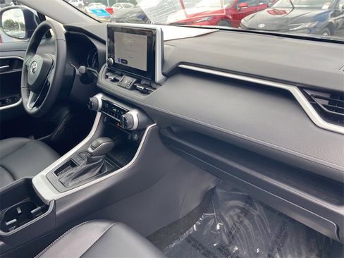 Certified 2025 Toyota RAV4 XLE Premium image 15