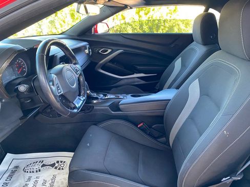 Used 2019 Chevrolet Camaro LT RWD image 30