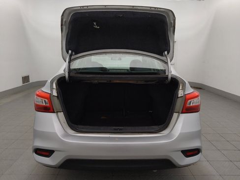 Used 2019 Nissan Sentra S FWD image 29