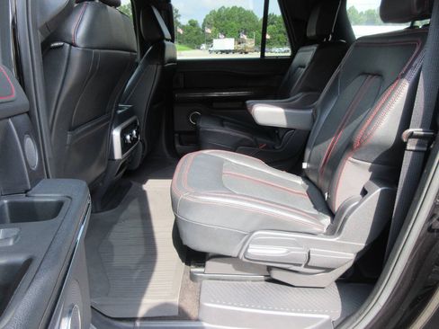 Used 2022 Ford Expedition Max Limited AWD/4WD image 13