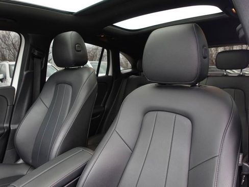 Certified 2022 Mercedes-Benz GLA 250 4MATIC image 14