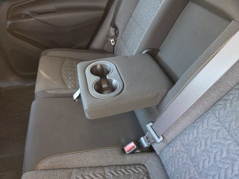 Used 2022 Chevrolet Equinox LT AWD/4WD image 44