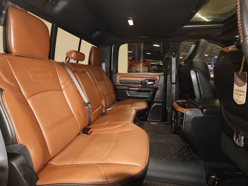 Used 2019 RAM 3500 Limited image 26