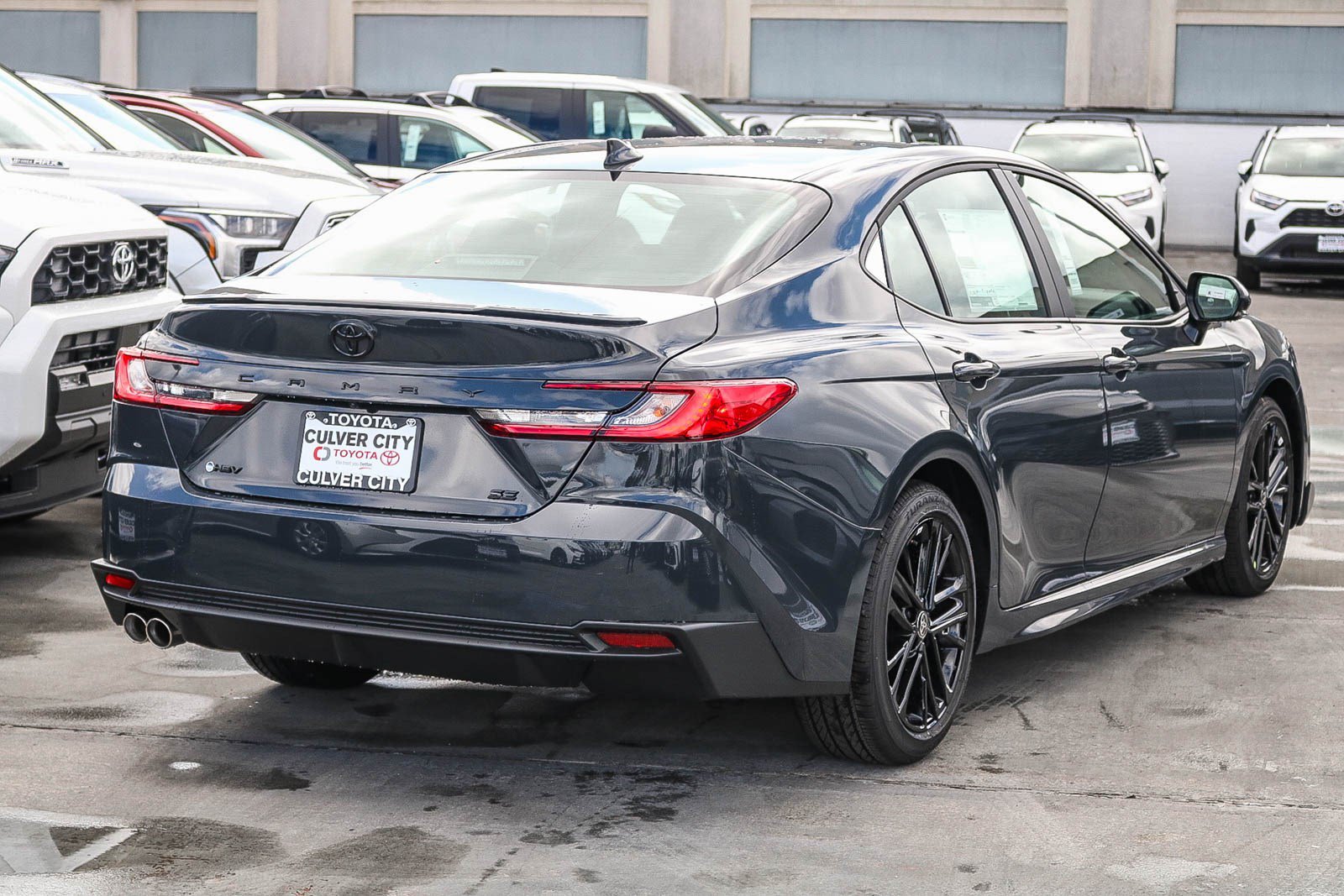 New 2026 Toyota Camry SE FWD image 7