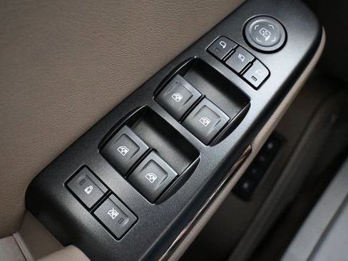 Used 2019 GMC Yukon SLT w/ Open Road Package image 45