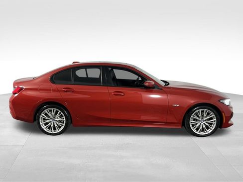 Used 2023 BMW 330e w/ Driving Assistance Package RWD image 4