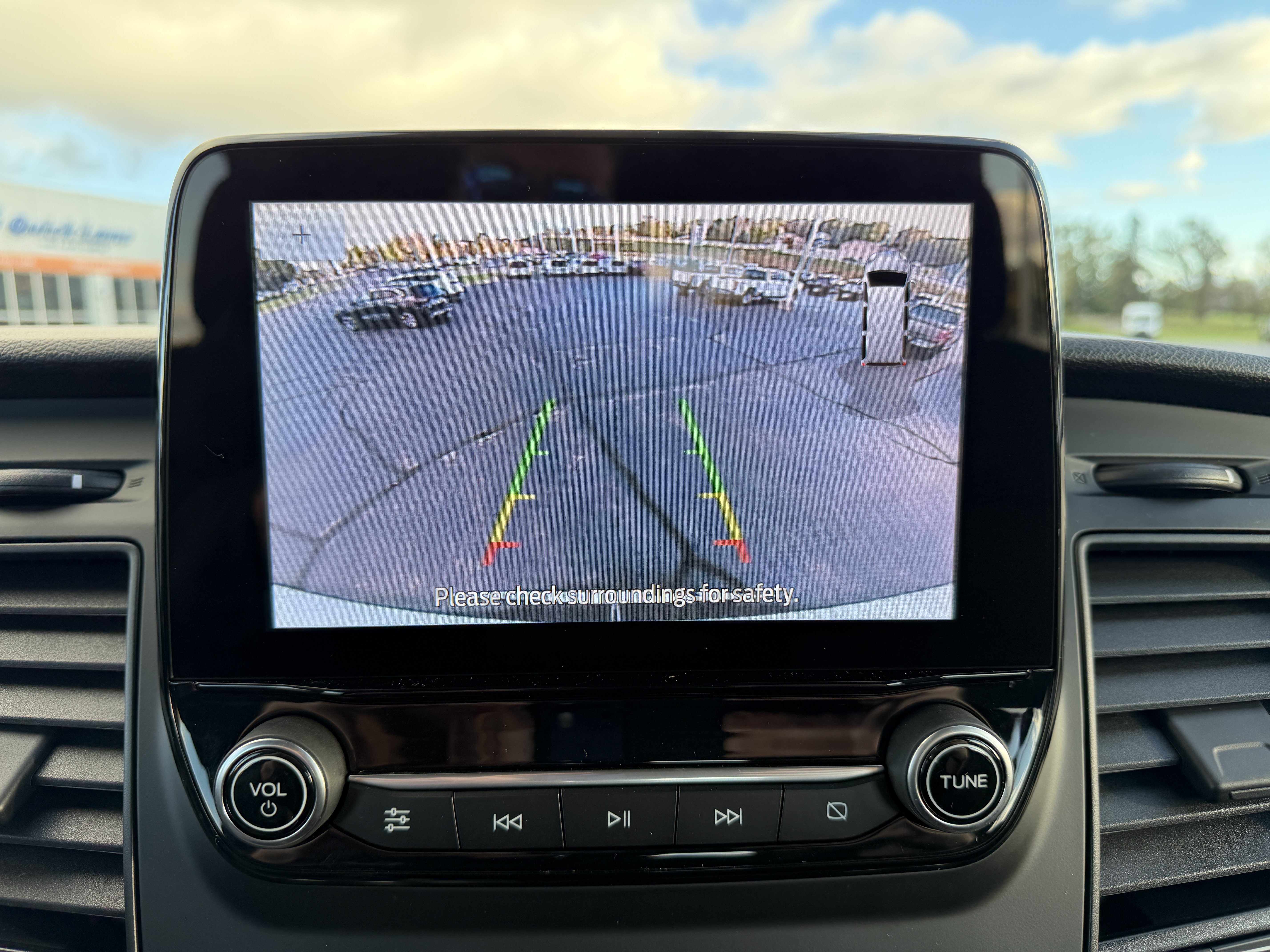 Certified 2021 Ford Transit 250 Medium Roof AWD image 24