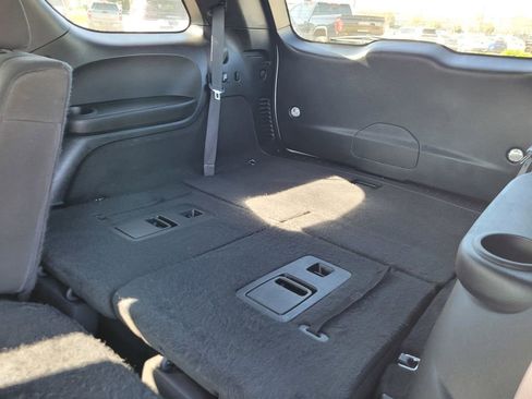 Used 2023 Dodge Durango GT image 12