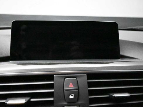 Used 2016 BMW 328i Sedan RWD image 18