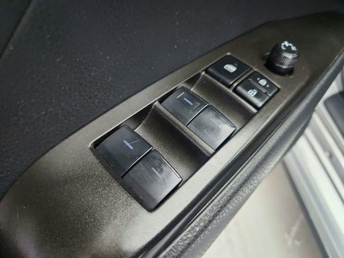 Used 2023 Toyota Camry SE w/ Convenience Package image 18