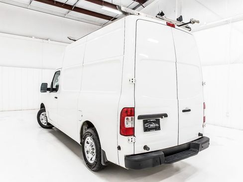 Used 2020 Nissan NV 2500 SV RWD image 5