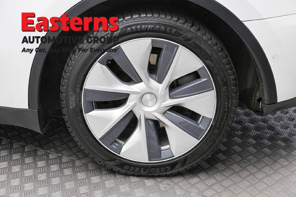 Used 2020 Tesla Model Y Long Range AWD/4WD image 9