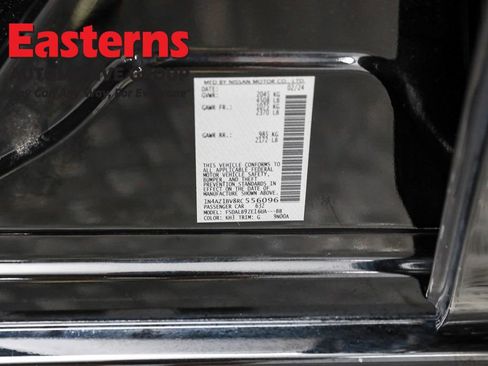 Used 2024 Nissan Leaf S image 34