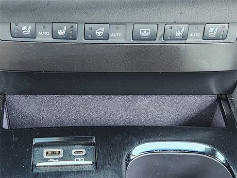 Used 2023 Lexus ES 350 F Sport w/ Accessory Package (Z2) image 25