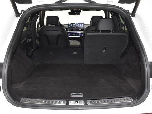 Used 2023 Genesis GV70 2.5T w/ Sport Prestige Package image 33