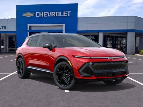 New 2026 Chevrolet Equinox EV RS FWD image 7