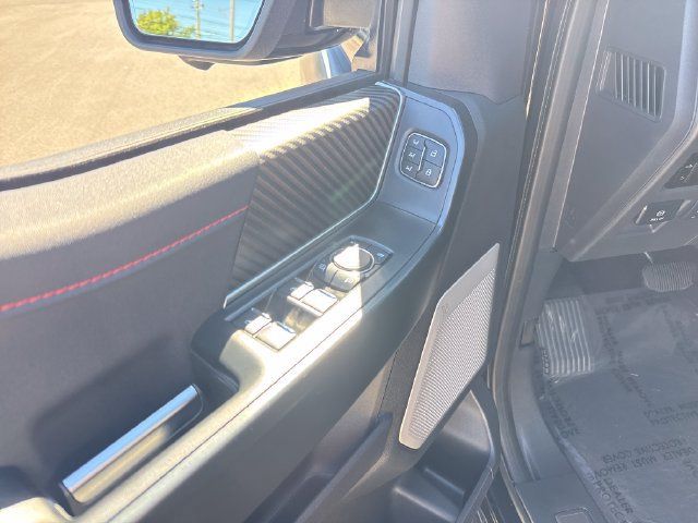 Used 2025 Ford F150 Raptor AWD/4WD image 11