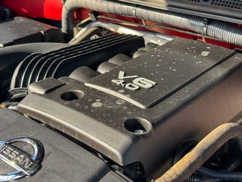 Used 2018 Nissan Frontier PRO-4X image 37