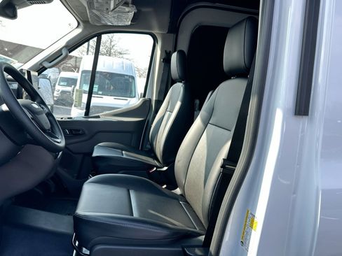 New 2026 Ford Transit 250 148 Medium Roof w/ Load Area Protection Package image 13