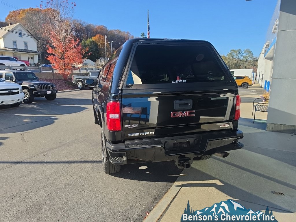 Used 2018 GMC Sierra 2500 SLT w/ All Terrain HD Package AWD/4WD image 5