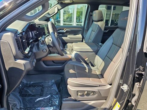 New 2026 Chevrolet Silverado 1500 High Country w/ Midnight Edition AWD/4WD image 21
