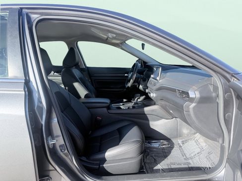 Used 2022 Nissan Altima 2.5 SR image 41