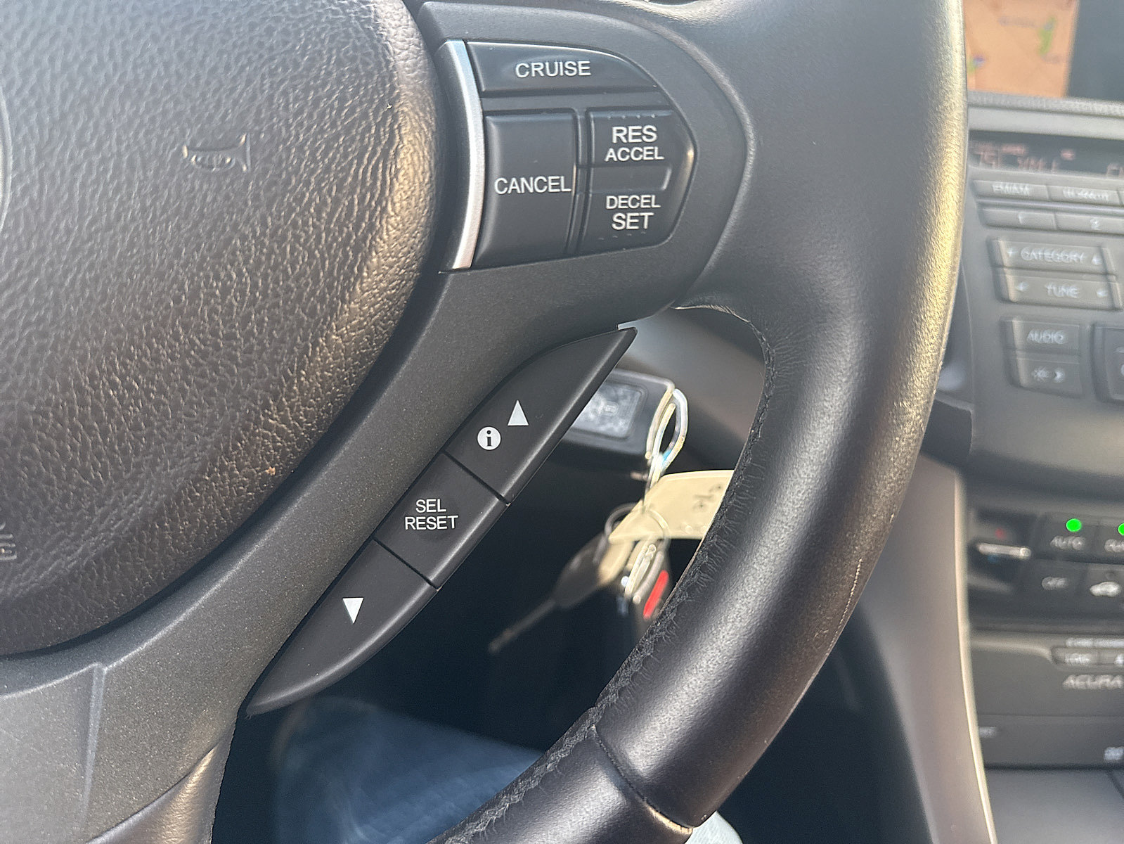 Used 2009 Acura TSX w/ Technology Package FWD image 39