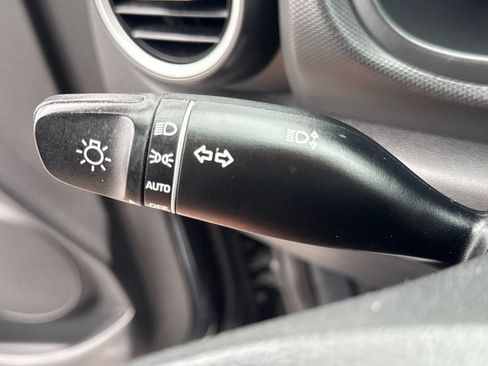 Used 2020 Hyundai Kona SE AWD/4WD image 34