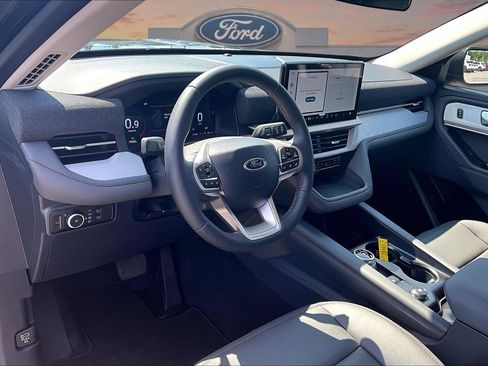 New 2026 Ford Explorer Active w/ Active Comfort Package AWD/4WD image 6