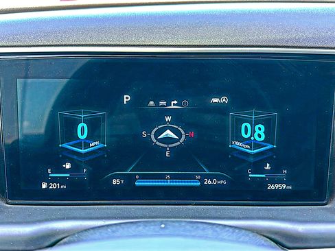Used 2024 Hyundai Tucson Limited FWD image 27