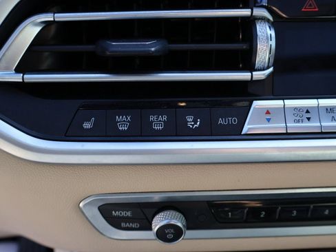 Used 2021 BMW X5 sDrive40i image 34