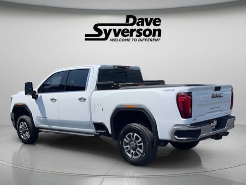 Used 2021 GMC Sierra 2500 SLT w/ SLT Convenience Package AWD/4WD image 3